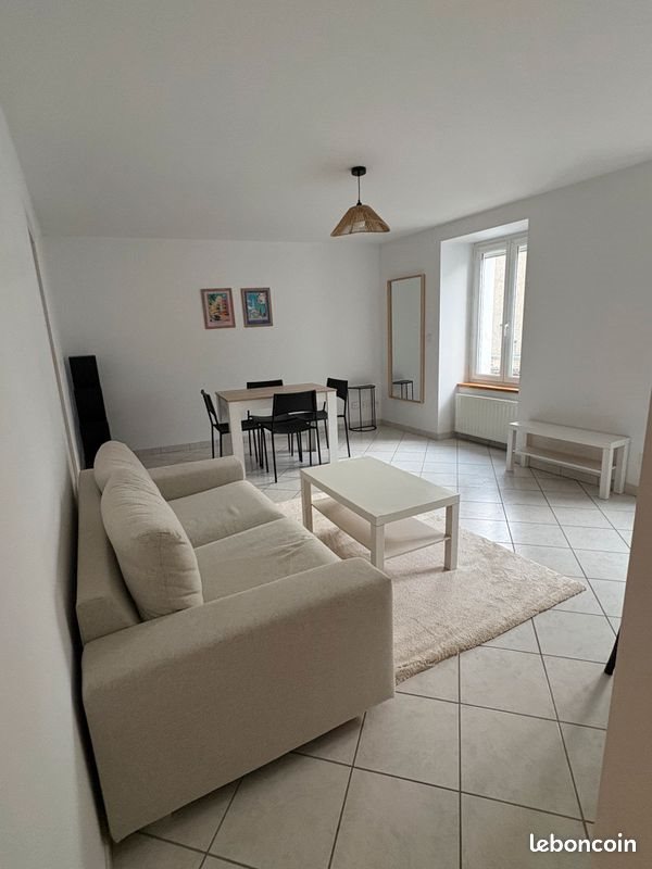 Appartement à louer, 65m², Yssingeaux