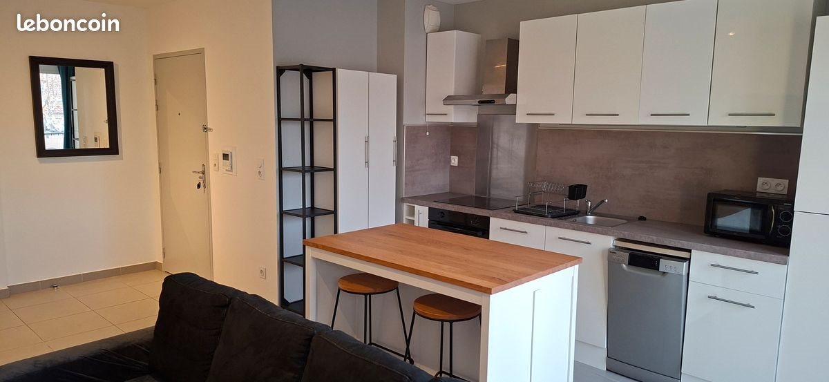 Appartement à louer, 49m², La Crau