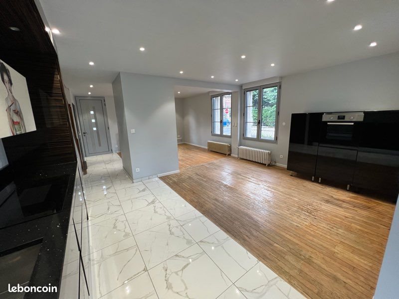 Maison à louer, 140m², Laon