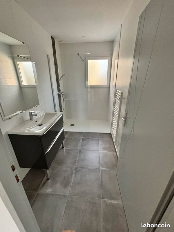 Maison à louer, 88m², Soulignonne