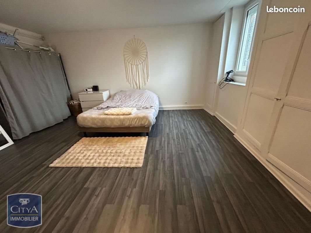 Appartement à vendre, 77m², Sedan