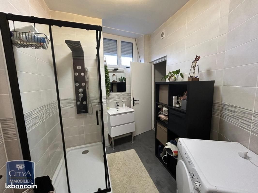 Appartement à vendre, 77m², Sedan