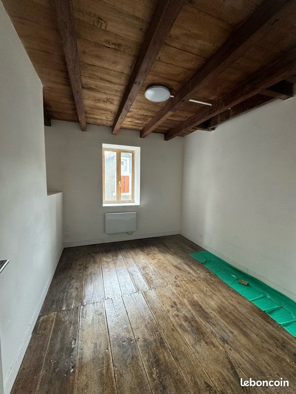 Maison à louer, 56m², Exideuil