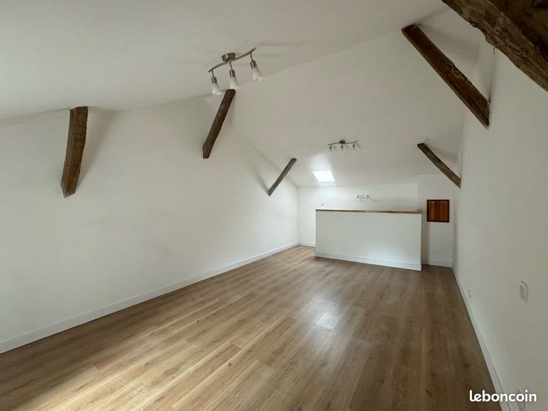 Maison à louer, 56m², Exideuil