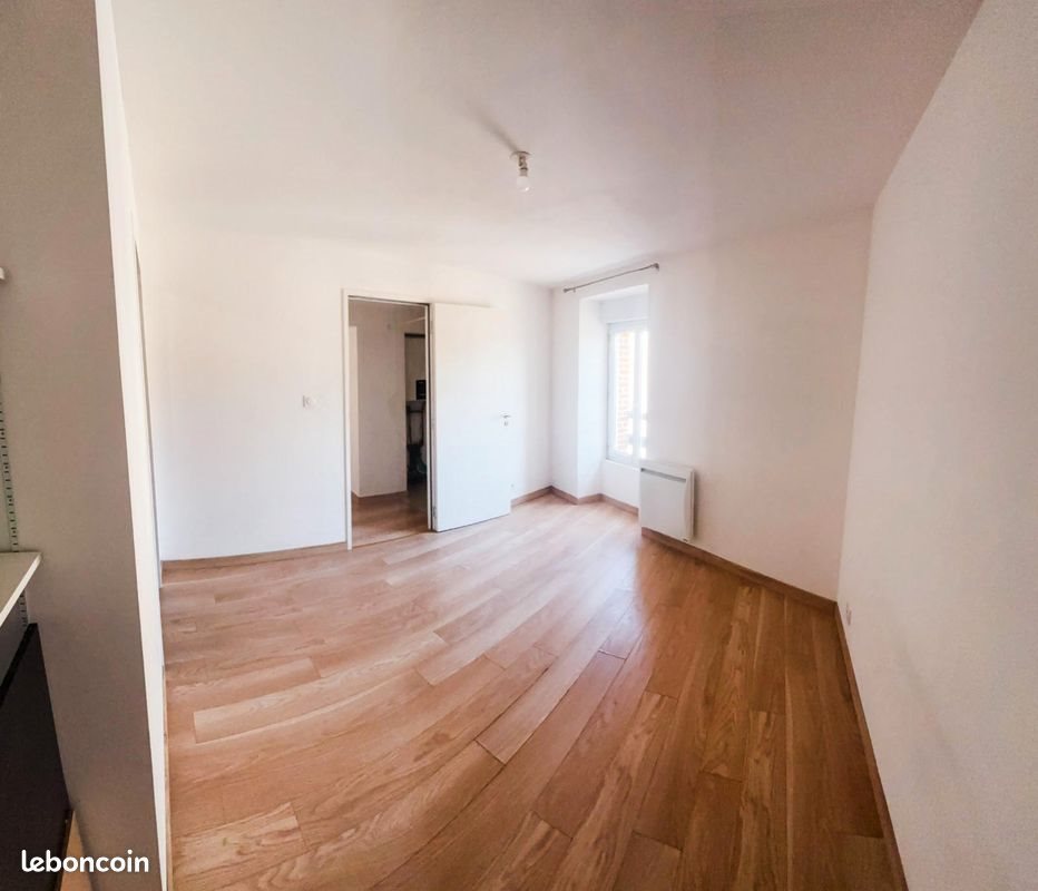 Appartement à louer, 51m², Guignen