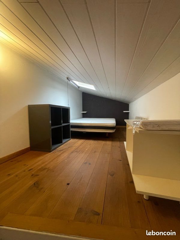 Appartement à louer, 26m², Lasbordes