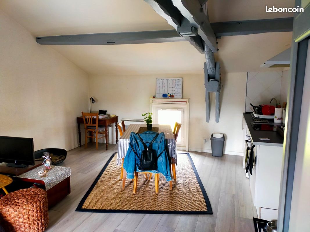 Appartement à louer, 28m², Gond-Pontouvre