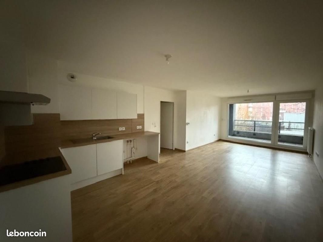 Appartement à louer, 81m², Lille