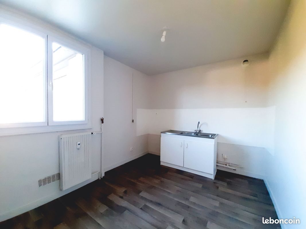 Appartement à louer, 93m², Tours