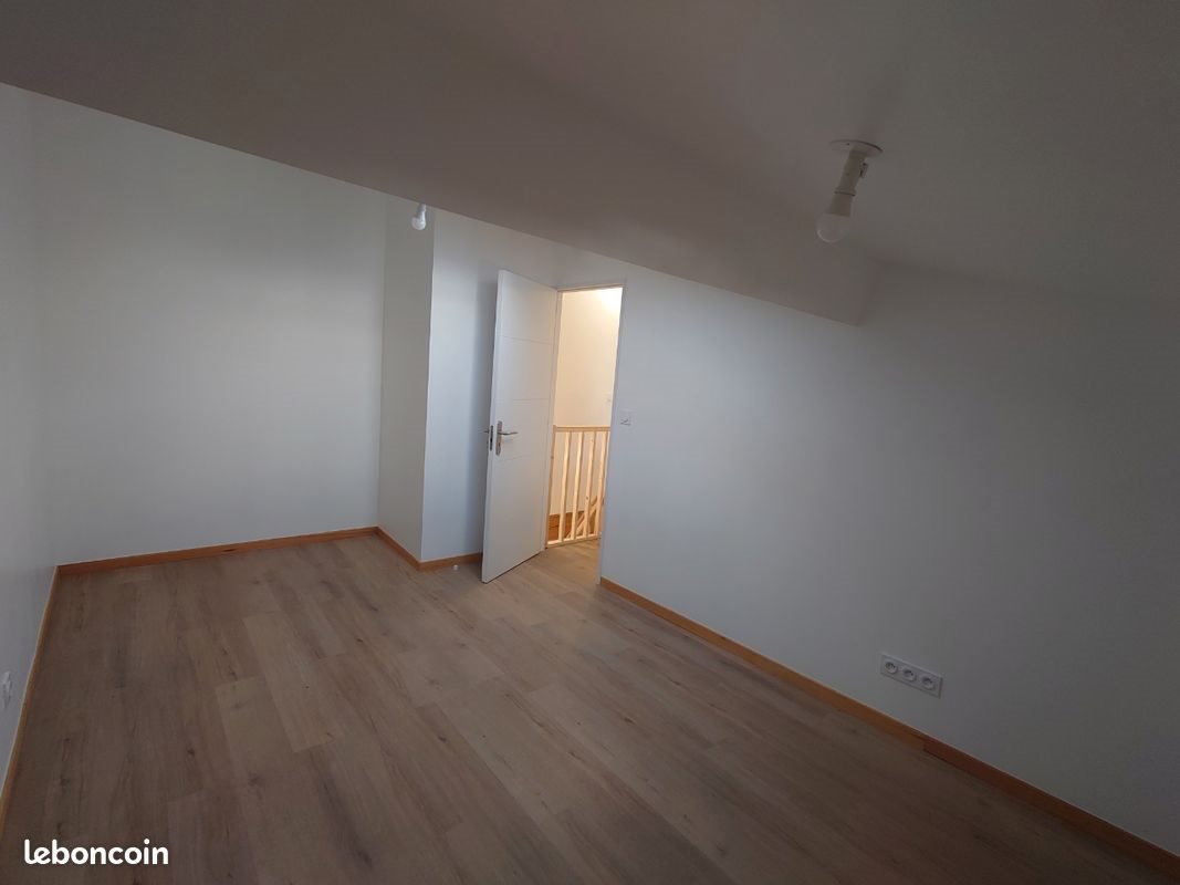 Appartement à louer, 48m², Solliès-Pont