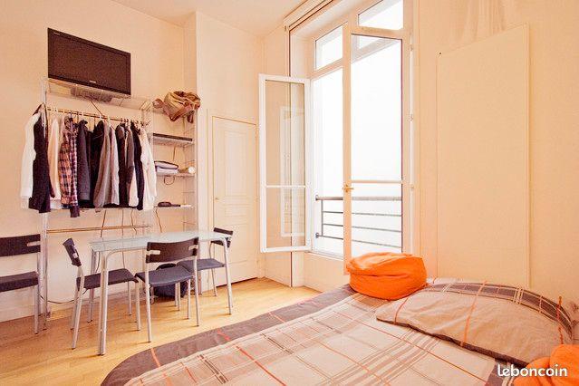 Appartement à louer, 22m², Paris 8ème
