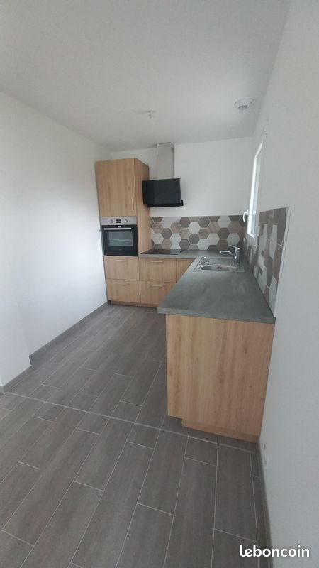 Maison à louer, 74m², La Chaize-le-Vicomte