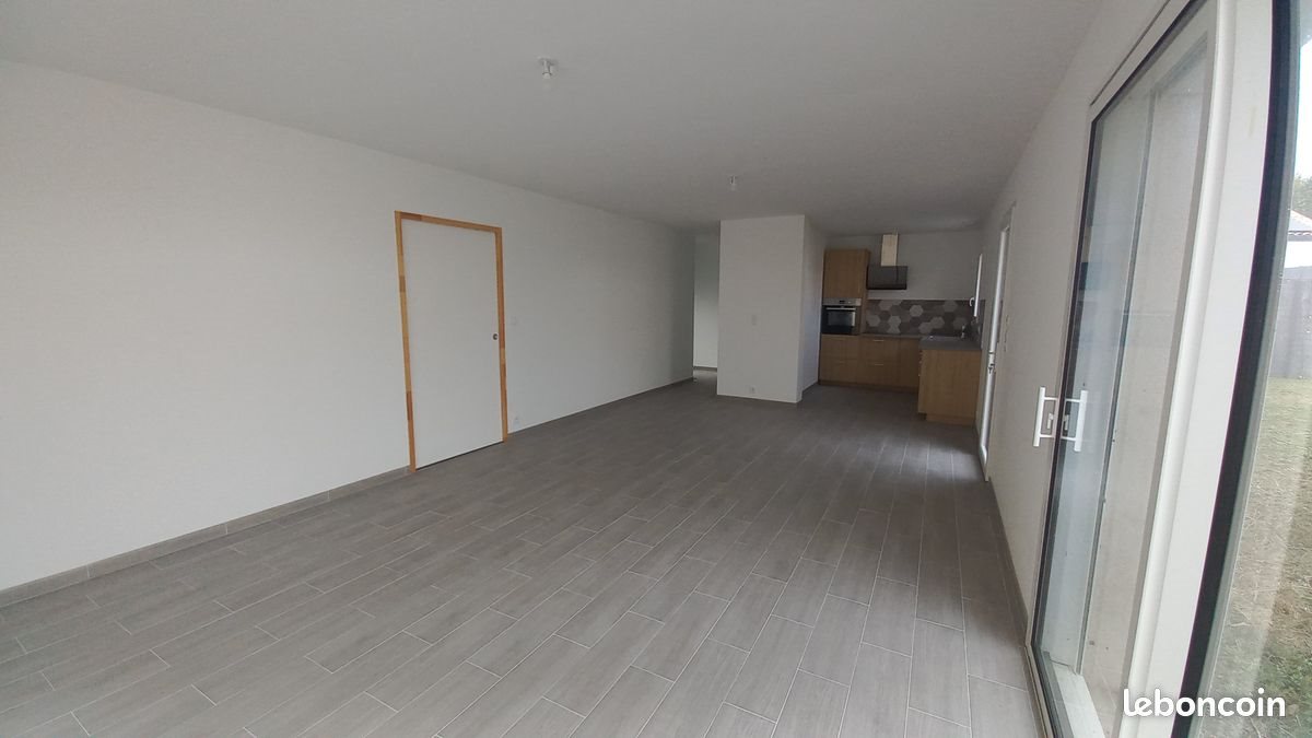 Maison à louer, 74m², La Chaize-le-Vicomte