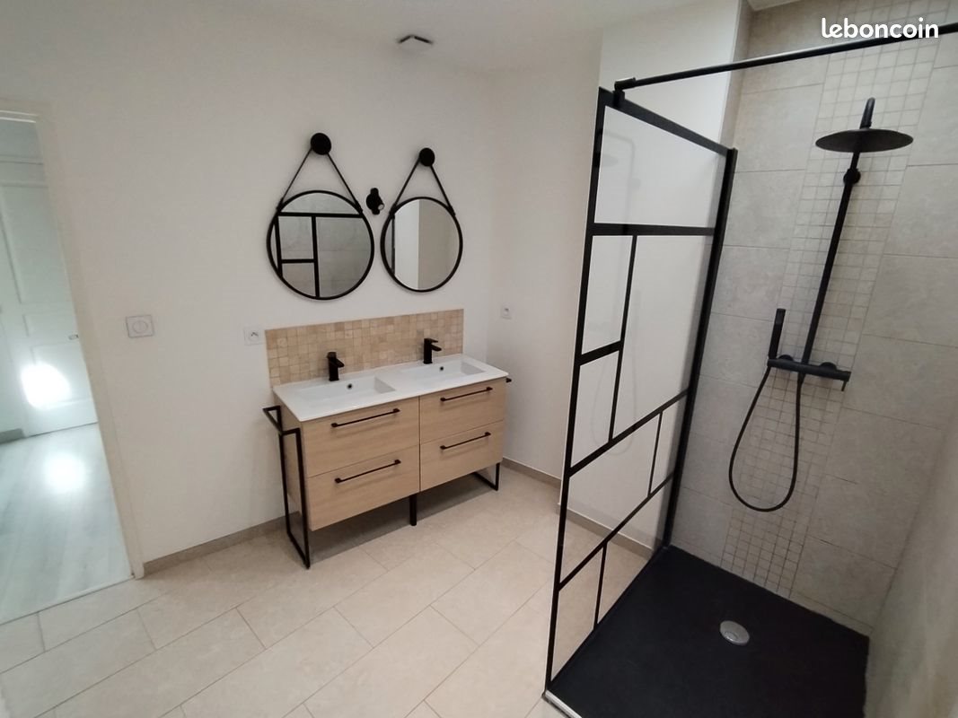 Appartement à louer, 90m², Anse