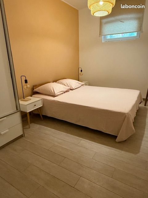 Appartement à louer, 47m², Méounes-lès-Montrieux