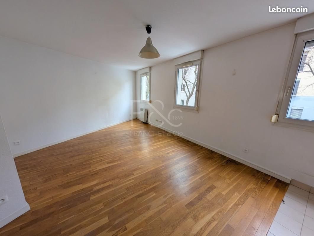 Appartement à louer, 27m², Lyon 4ème
