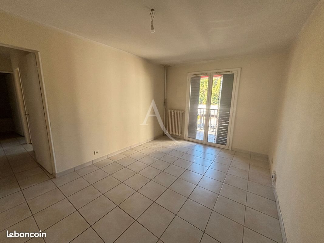 Appartement à louer, 56m², Nice