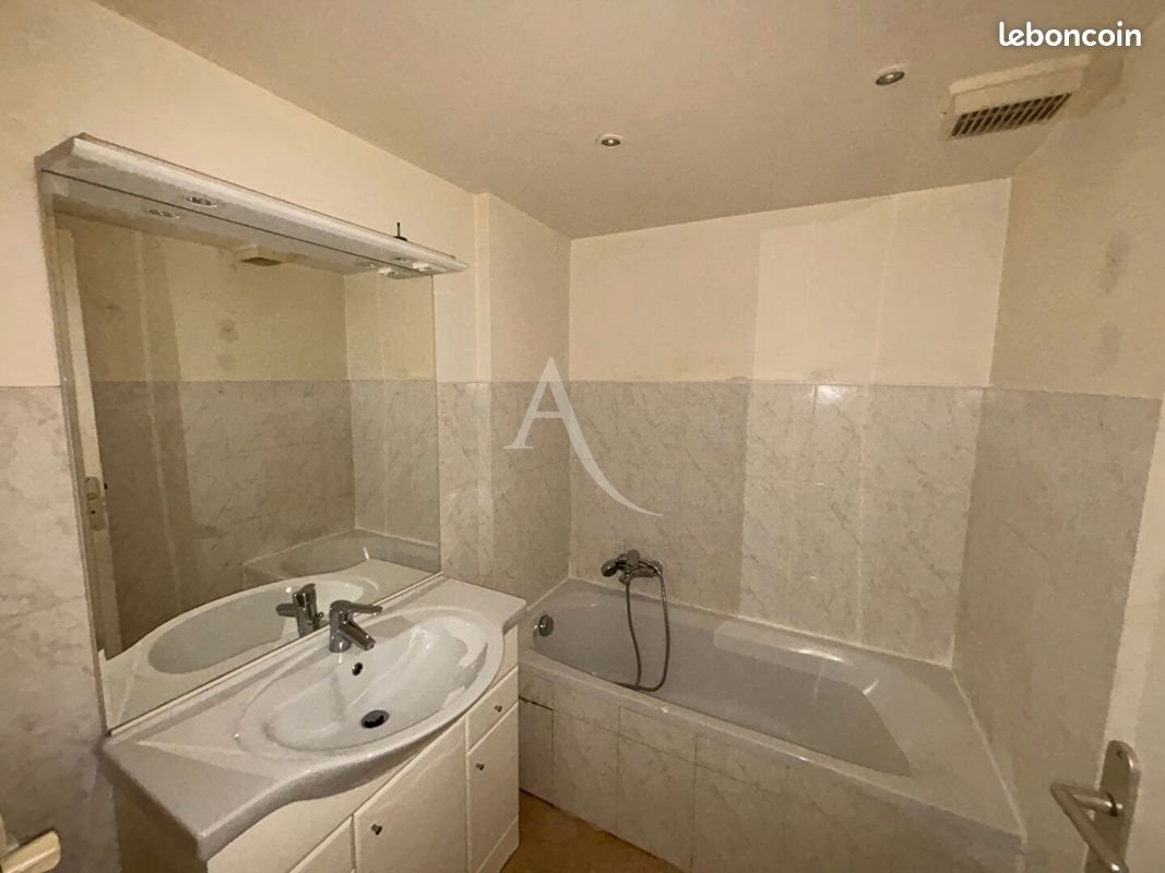 Appartement à louer, 56m², Nice