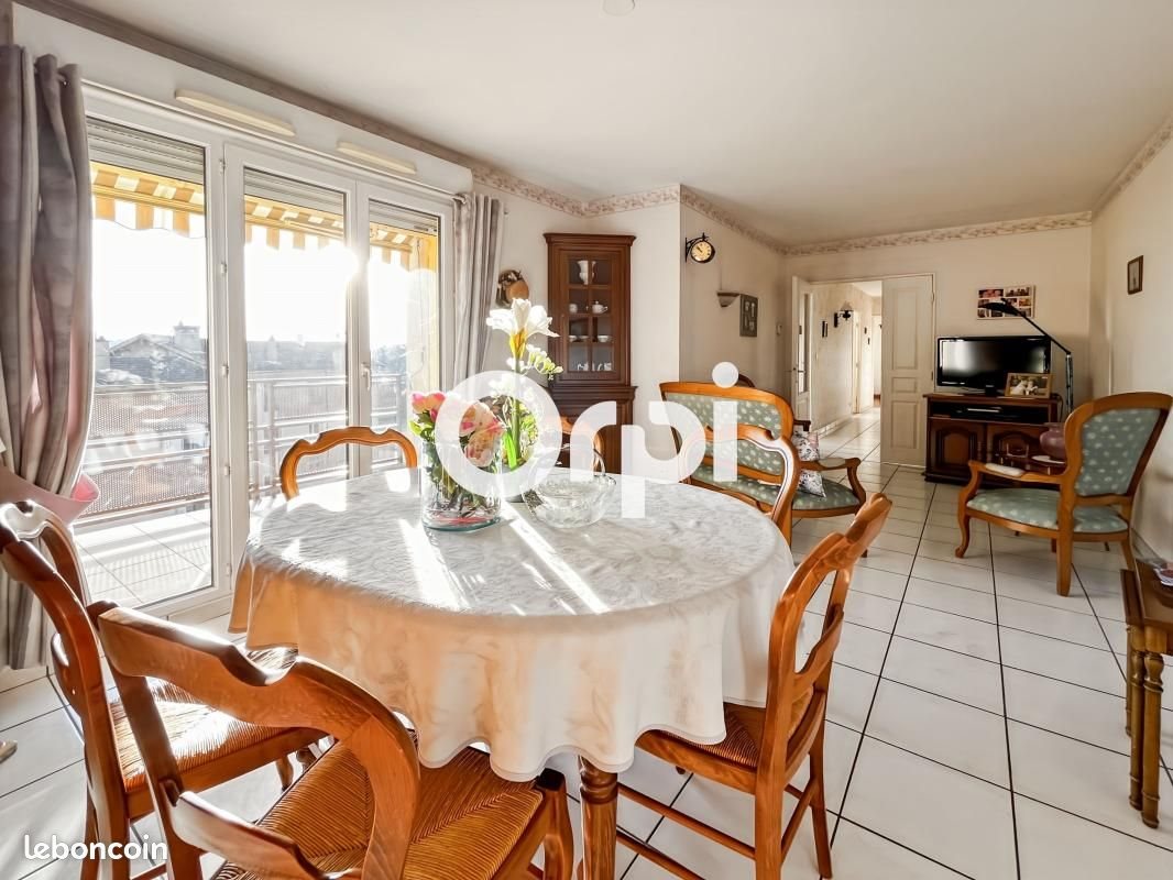 Appartement à vendre, 71m², Saint-Symphorien-sur-Coise