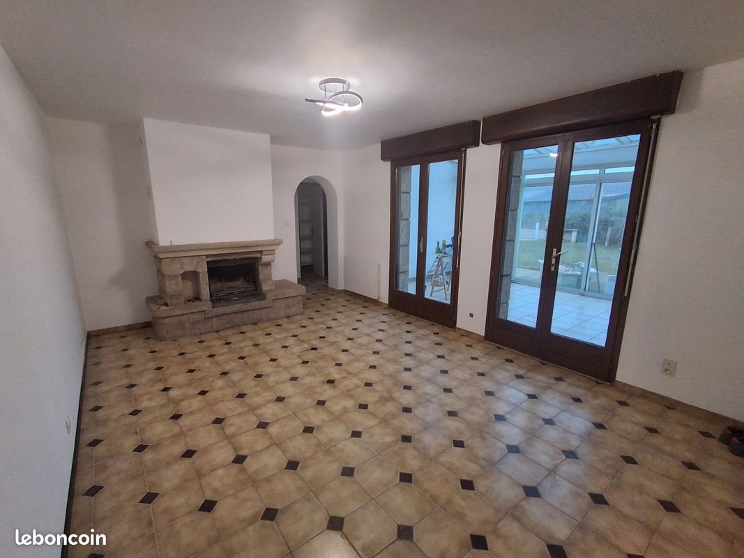 Maison à louer, 120m², Saint-Urbain