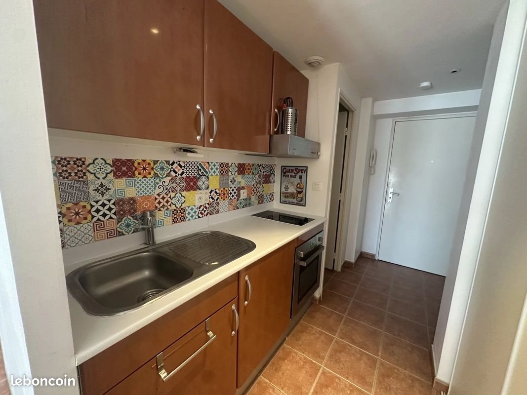 Appartement à louer, 30m², Arles