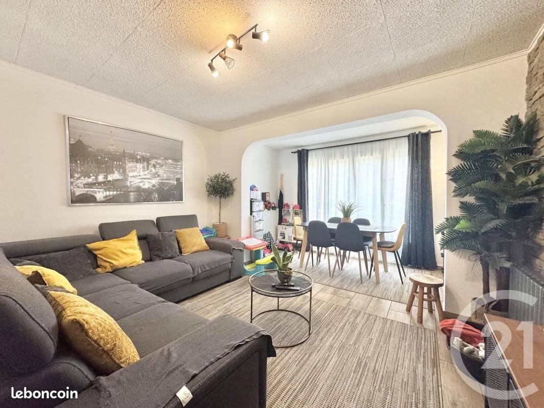 Appartement à vendre, 75m², Paray-Vieille-Poste