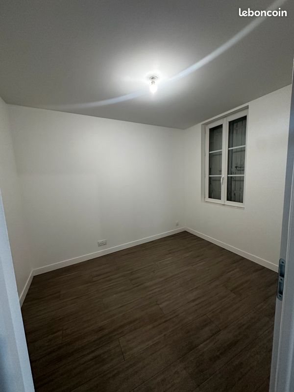 Appartement à louer, 30m², Saintes