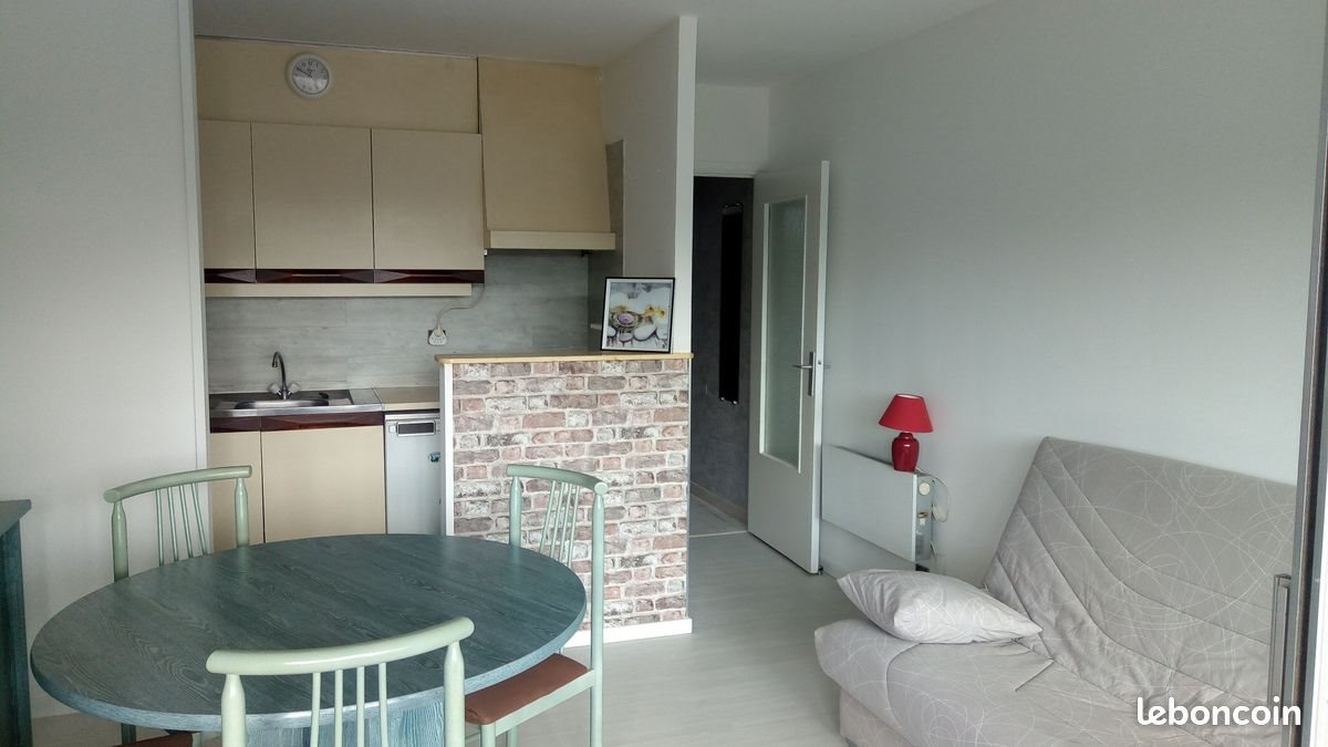 Appartement à louer, 40m², Hyères