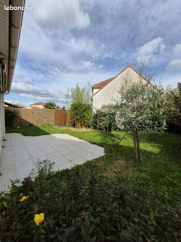 Maison à louer, 81m², Méricourt