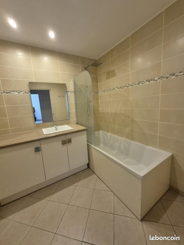 Maison à louer, 81m², Méricourt