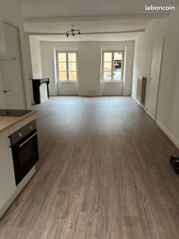 Appartement à louer, 105m², Longuyon
