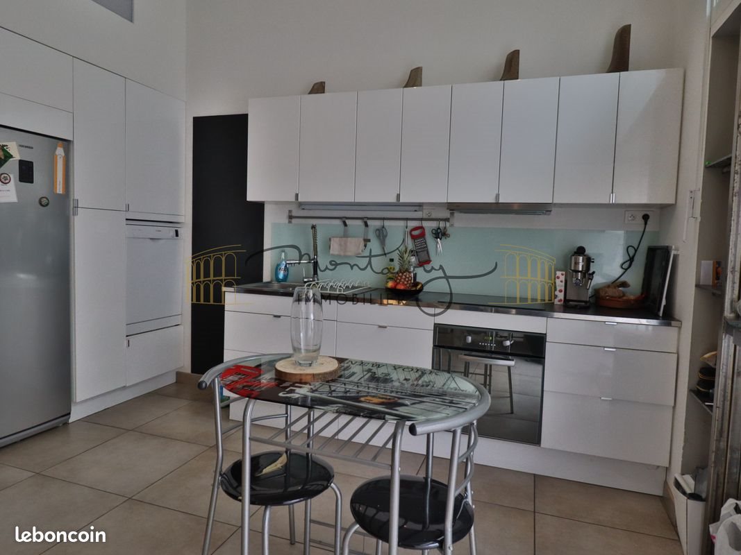 Appartement à louer, 75m², Nîmes