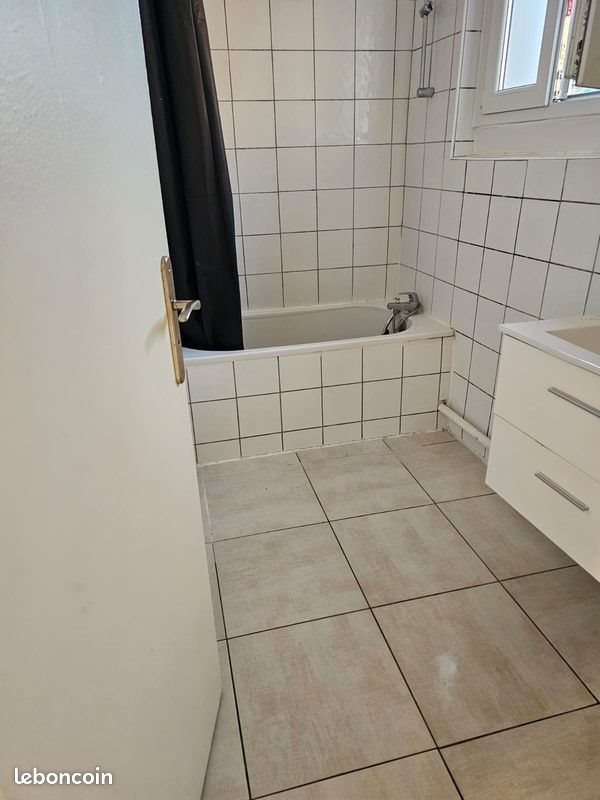 Appartement à louer, 32m², Miribel