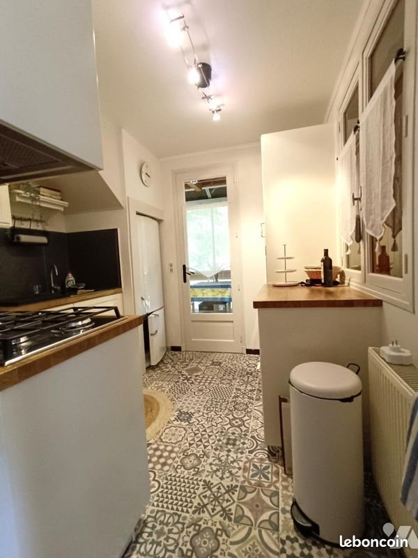 Maison à vendre, 189m², Seyne (Le Grand Puy)