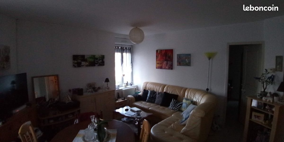 Appartement à louer, 45m², Salles