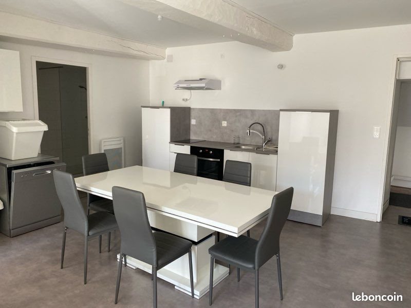 Appartement à louer, 65m², Candé