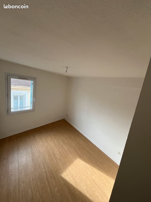 Appartement à louer, 71m², Vernaison