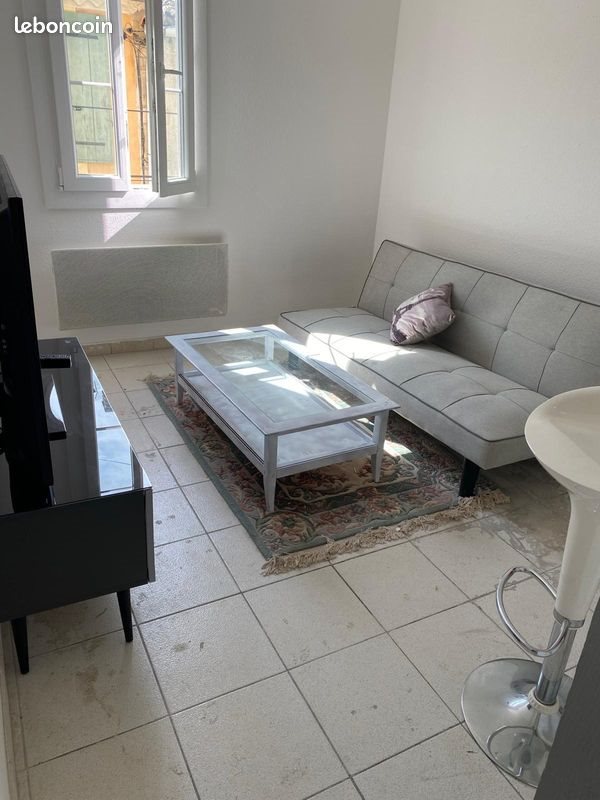 Appartement à louer, 28m², Vauvert