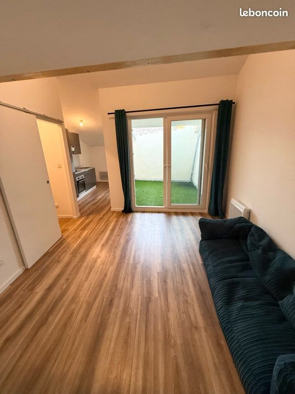 Appartement à louer, 23m², Etoile-sur-Rhône