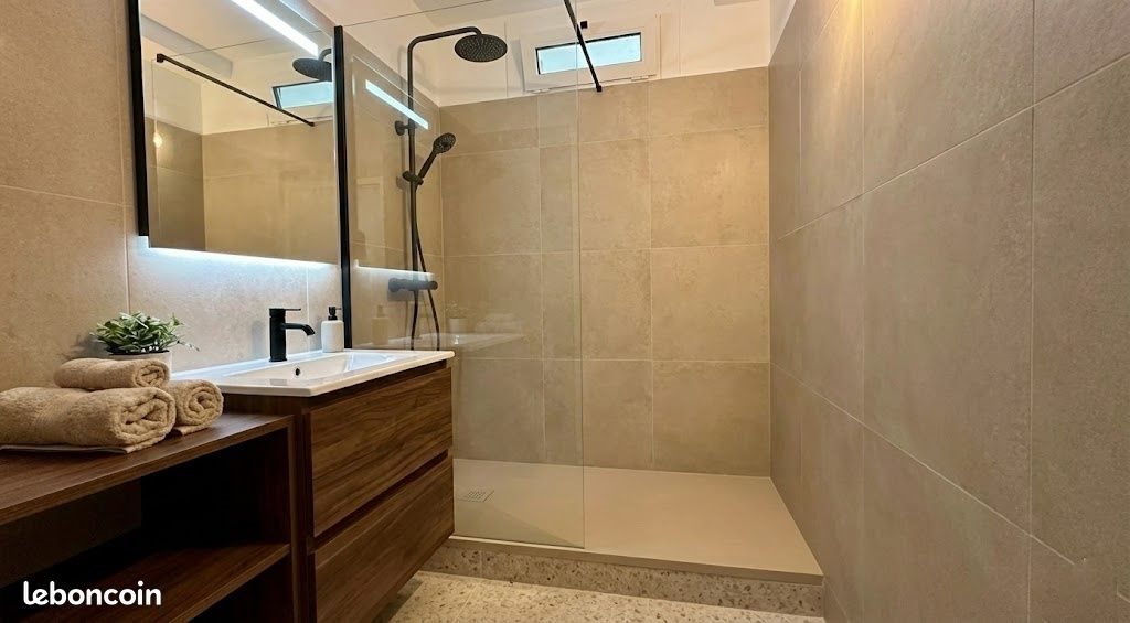 Appartement à louer, 57m², Nice