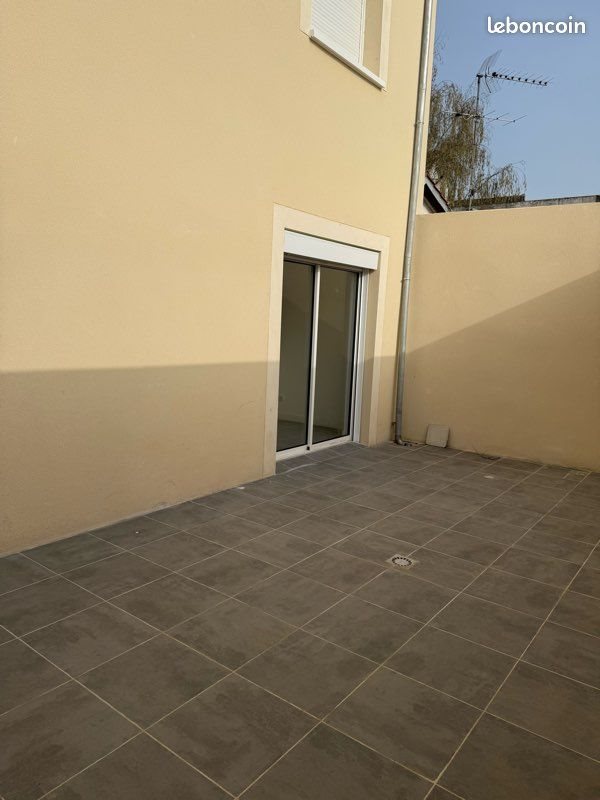 Appartement à louer, 50m², Beauchamp