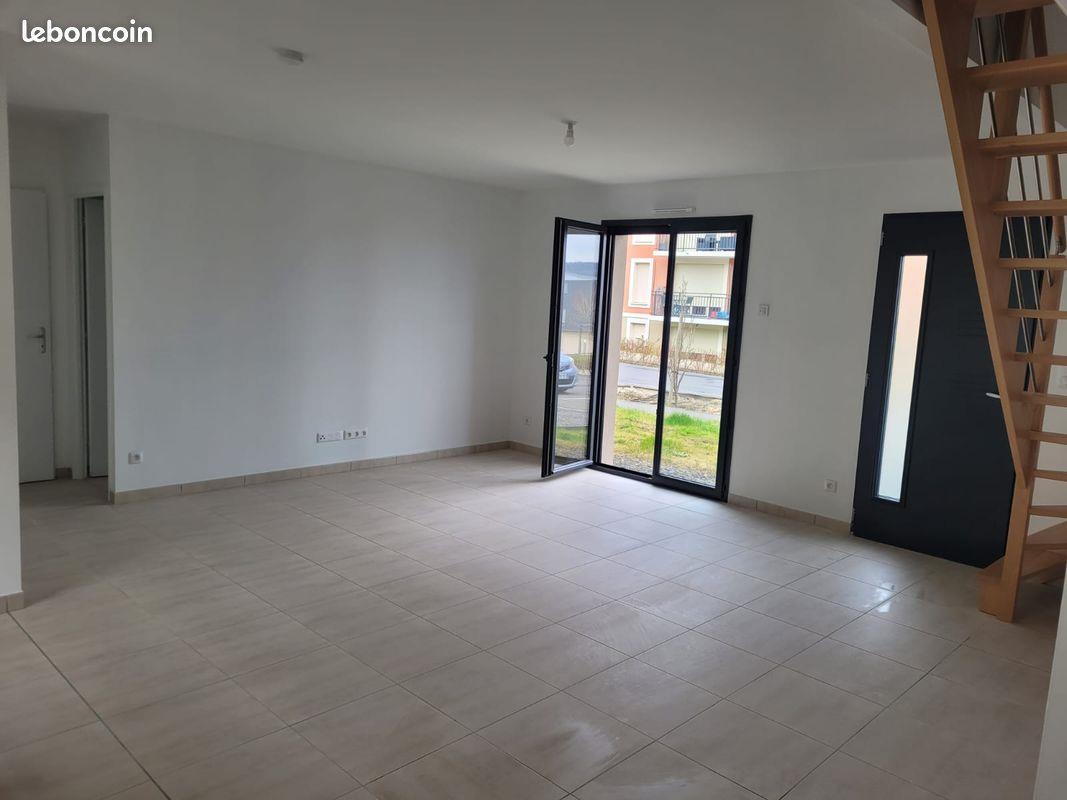 Maison à louer, 106m², Pont-l'Evêque