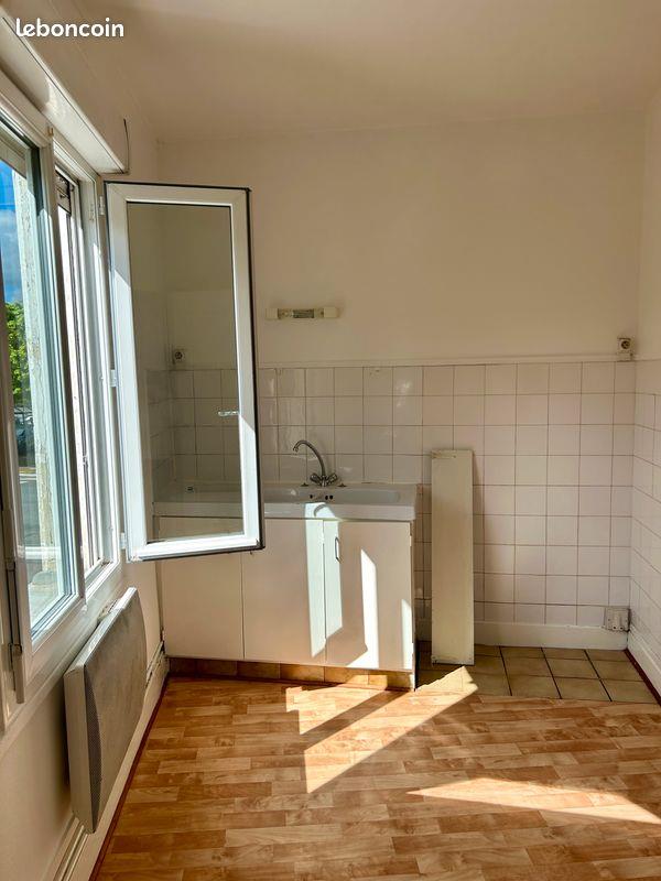 Appartement à louer, 45m², Dangé-Saint-Romain