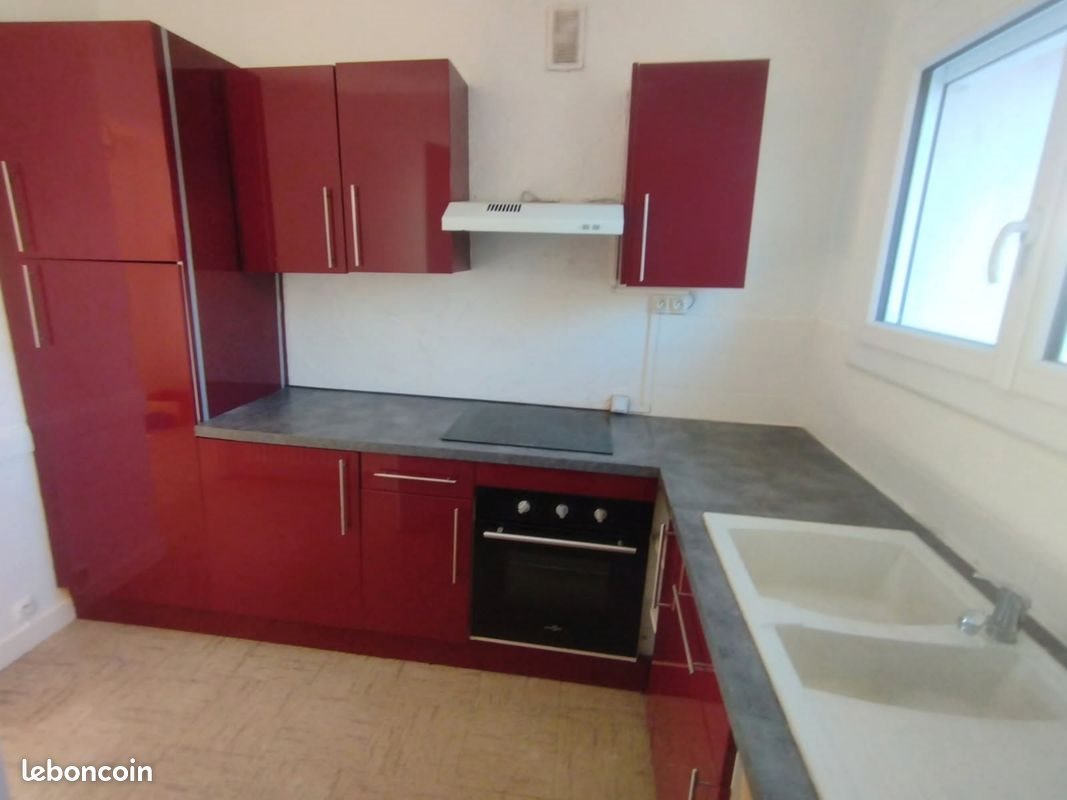 Appartement à louer, 58m², Unieux