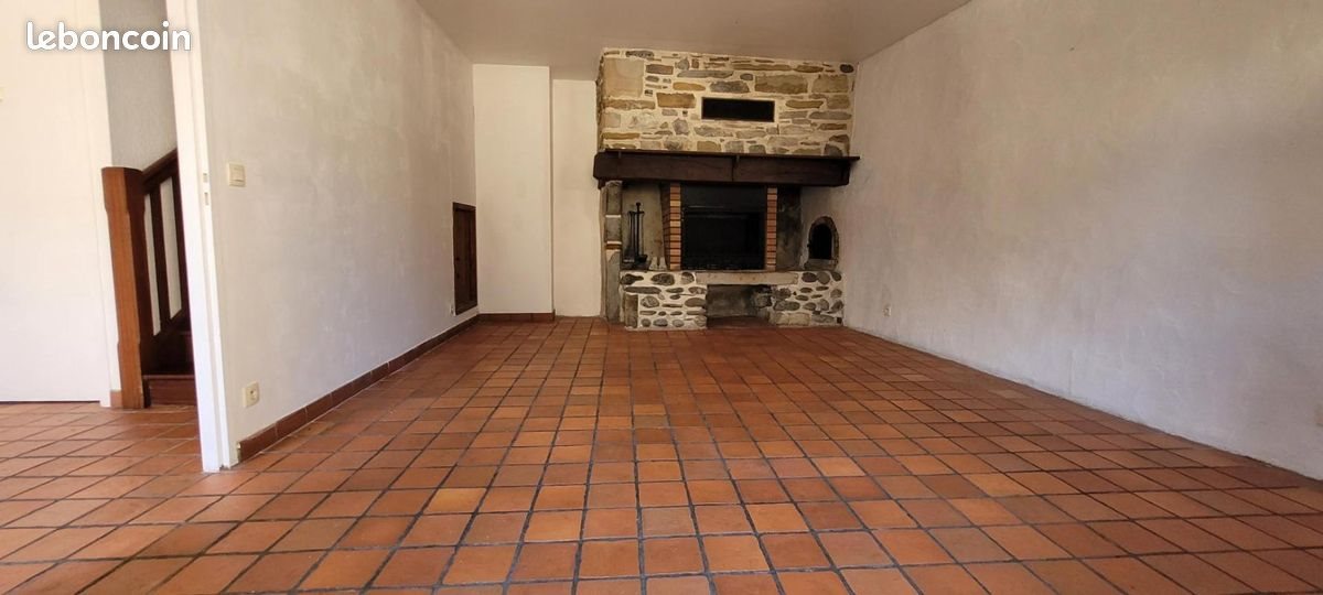 Maison à louer, 120m², Gurmençon