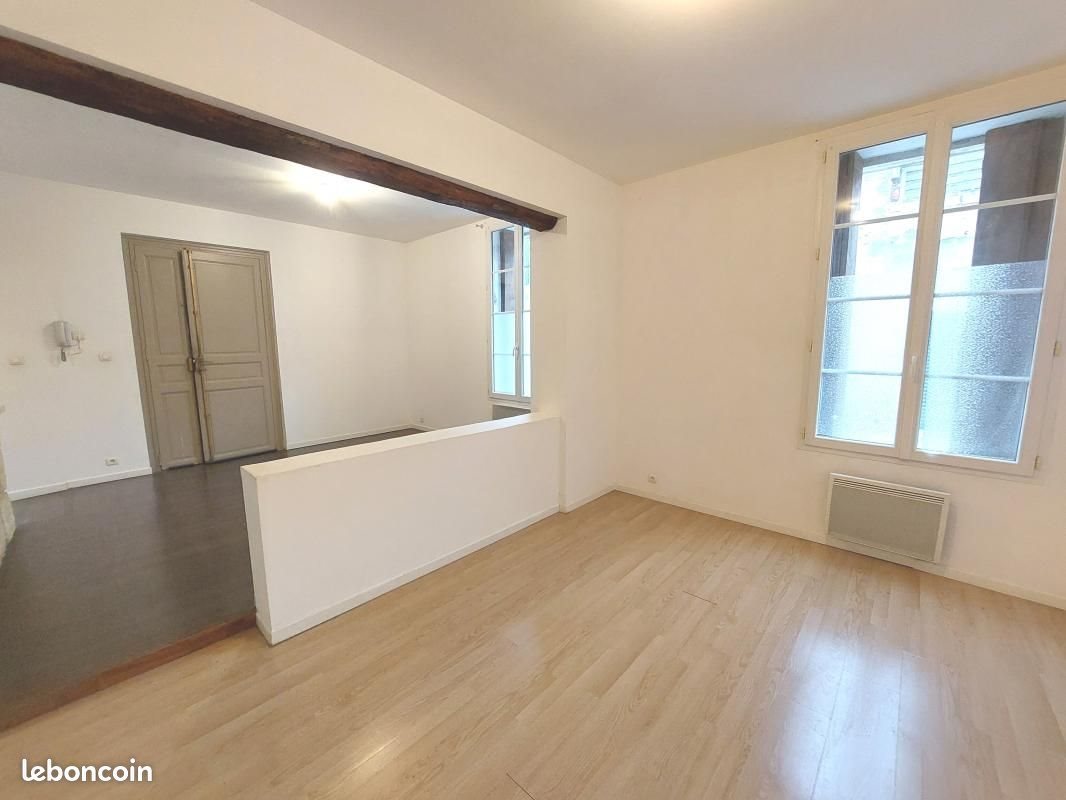 Appartement à louer, 74m², Vauvert