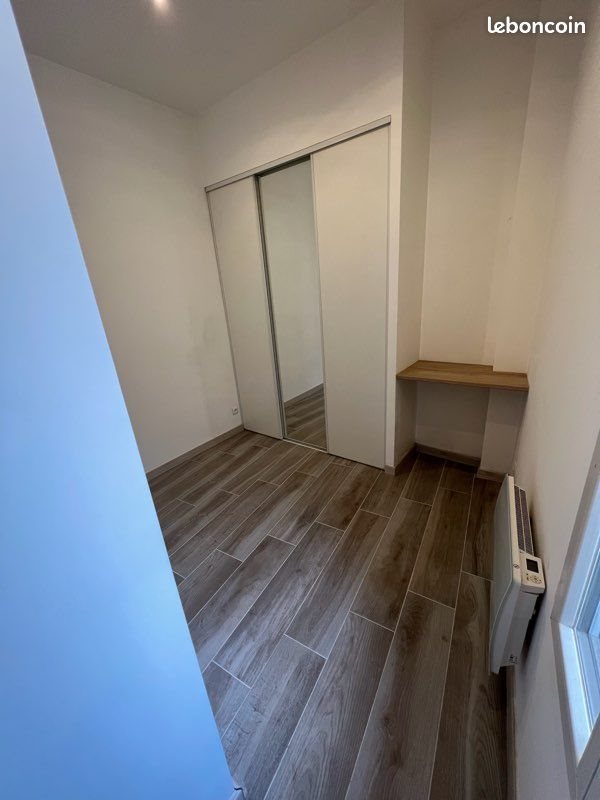 Appartement à louer, 32m², Vias