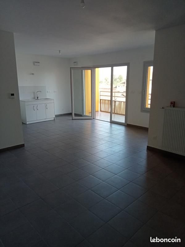 Appartement à louer, 70m², Belleville-en-Beaujolais