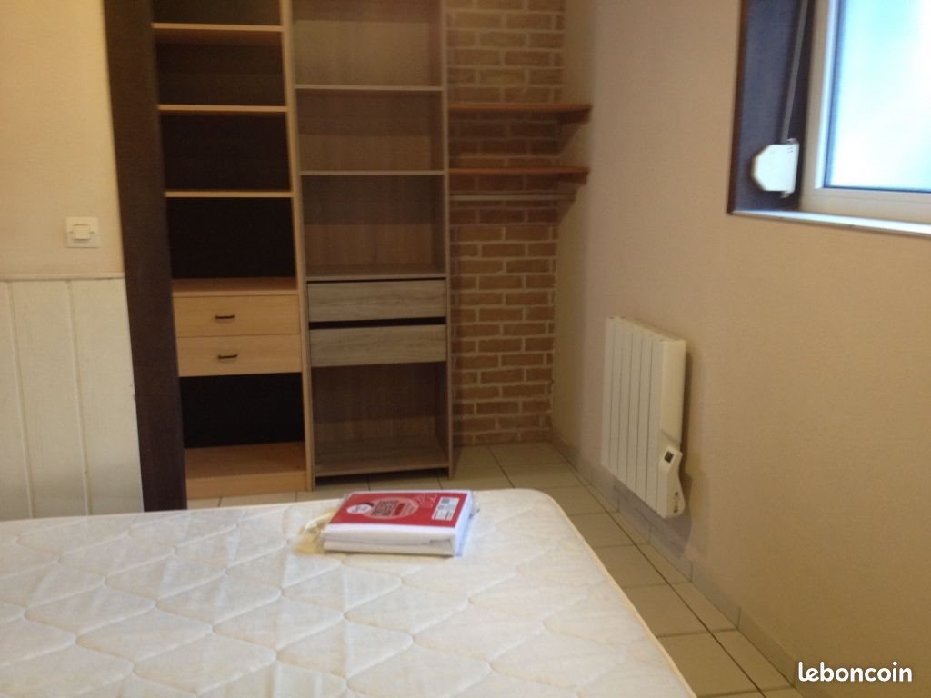 Appartement à louer, 28m², Saint-Folquin