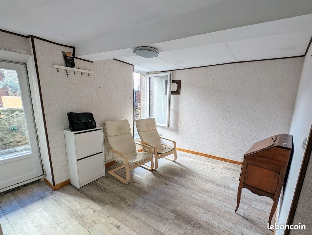 Maison à louer, 77m², Talairan